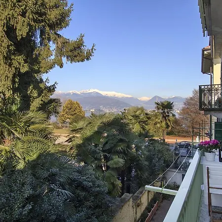 Cavour Apartment Stresa